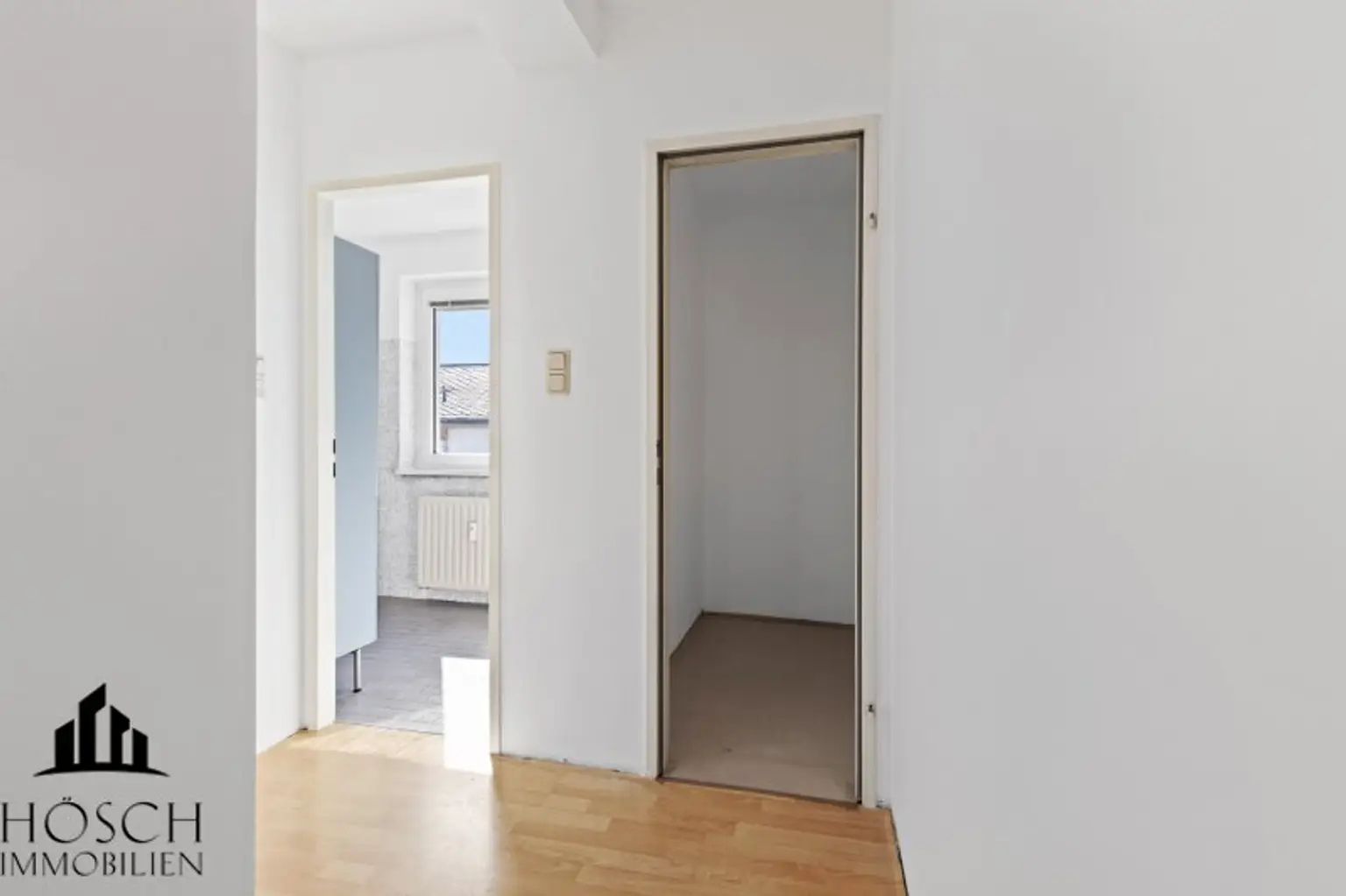 Zwei-Zimmer-Wohnung mit toller Freifläche in attraktiver Lage