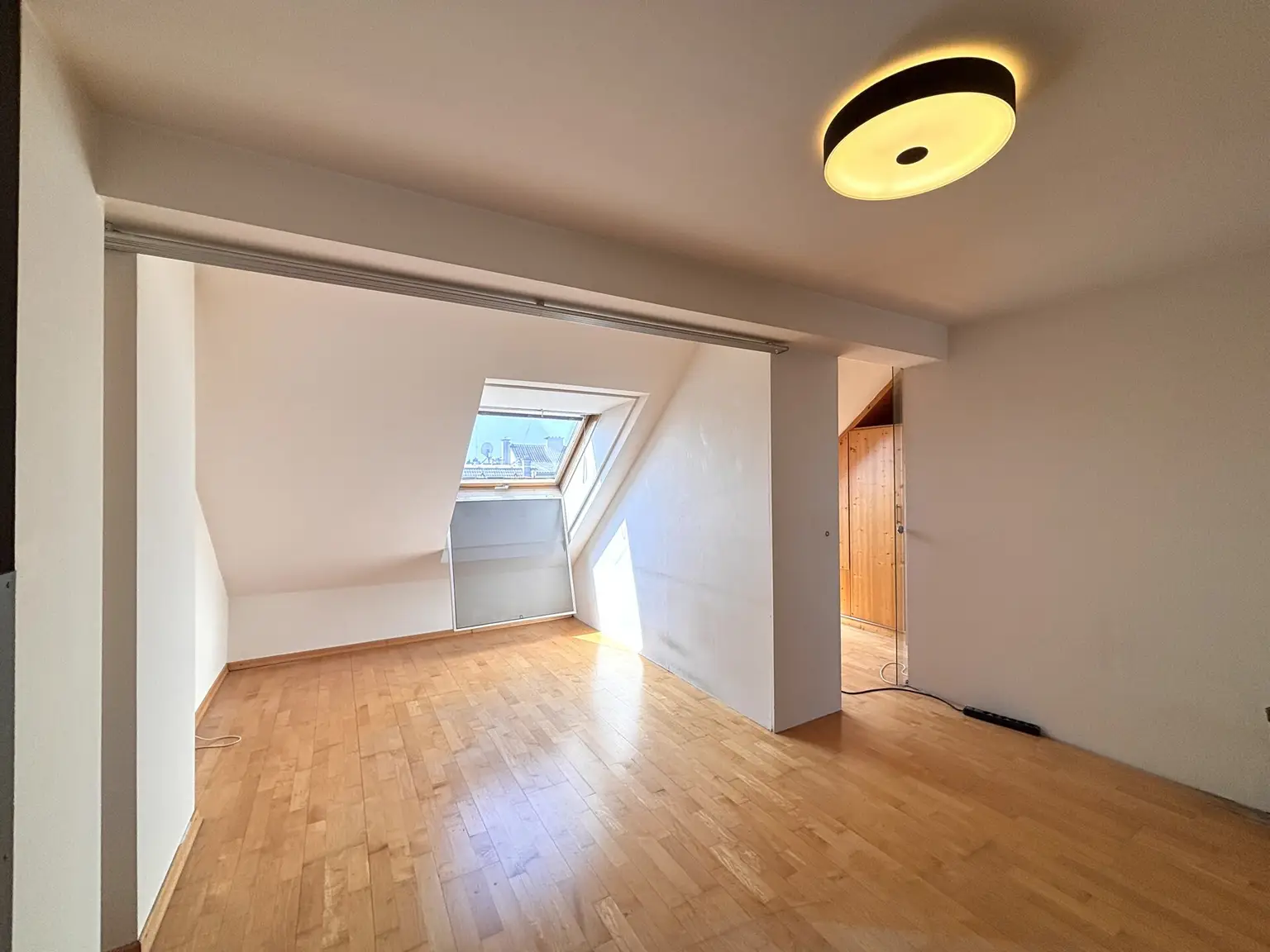 Zwei Zimmerwohnung mit Wienblick (inkl. Garagenabstellplatz)