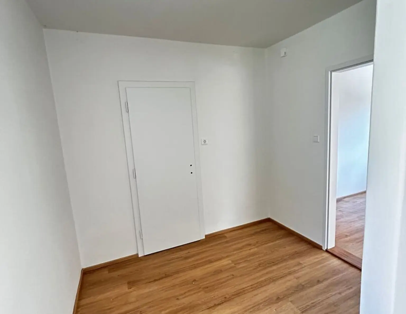 Flexible Büro-/Praxisfläche Nähe Plainstraße zu vermieten