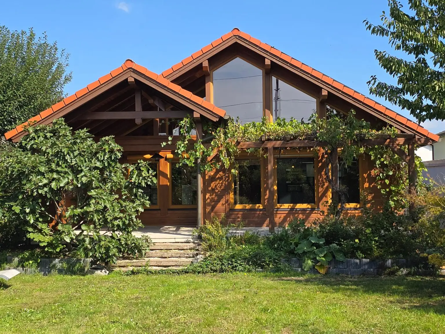 2011 Gemeinde Sierndorf/Untermallebarn: Gemütlicher Holz-Bungalow mit ausgebautem Dachboden