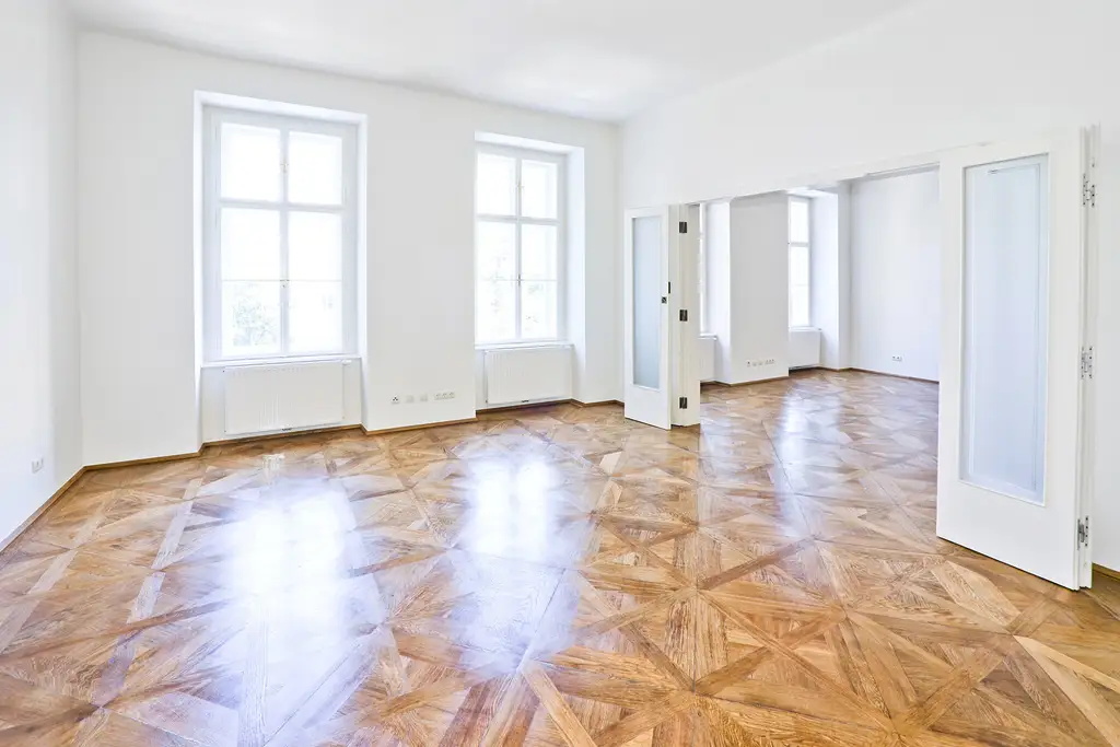 Zeitlose Eleganz im Herzen Wiens – Repräsentativer Altbau am Opernring | 150m², 3-Zimmer, Staatsoper-Blick