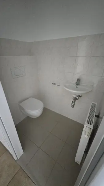 Schöne 4 Zimmer Wohnung mit große Terrasse. Nähe Westbahnhof U3/U6