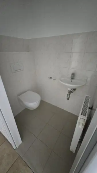 Schöne 4 Zimmer Wohnung mit große Terrasse. Nähe Westbahnhof U3/U6