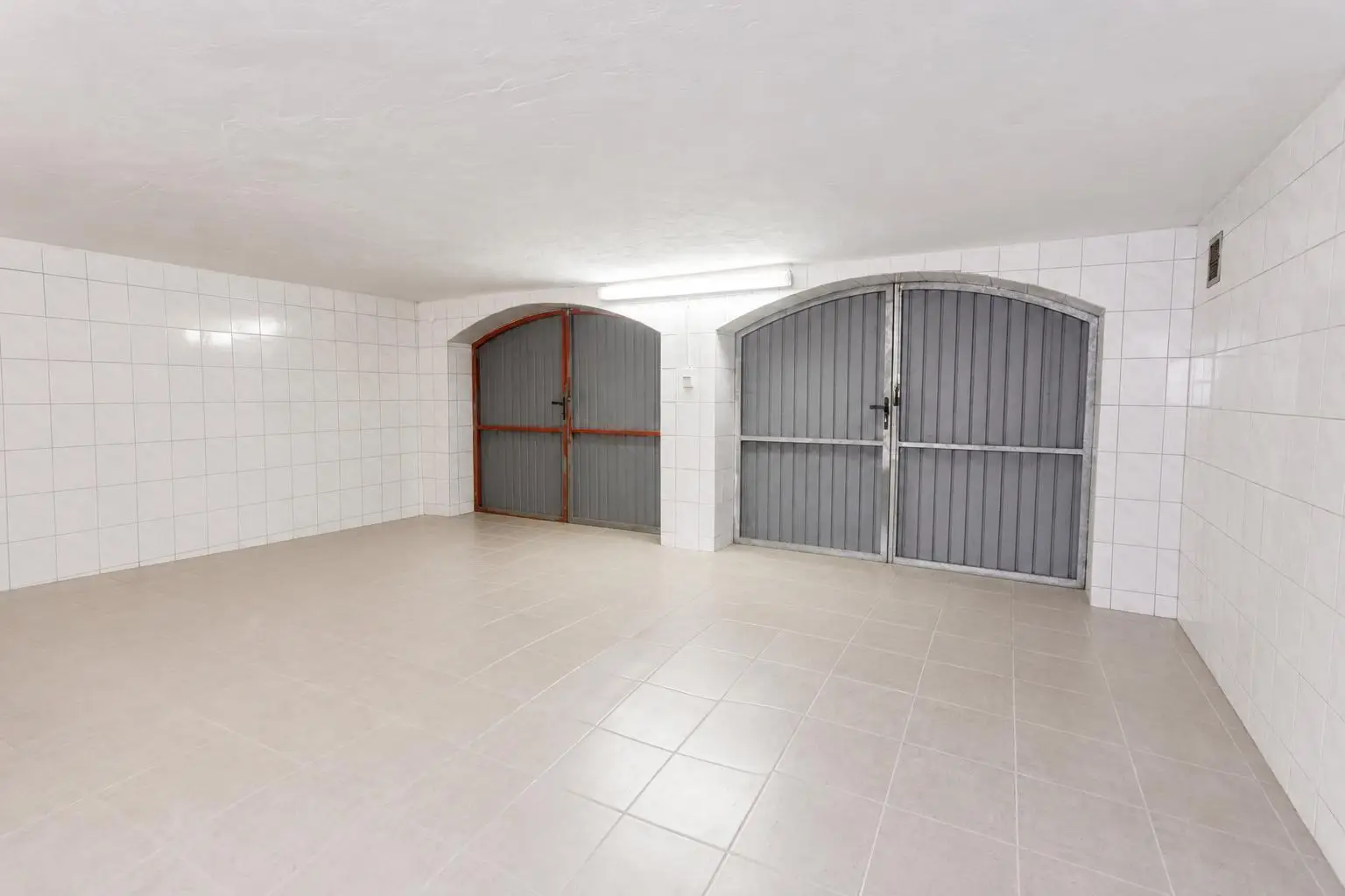 Garage_ KI generiert