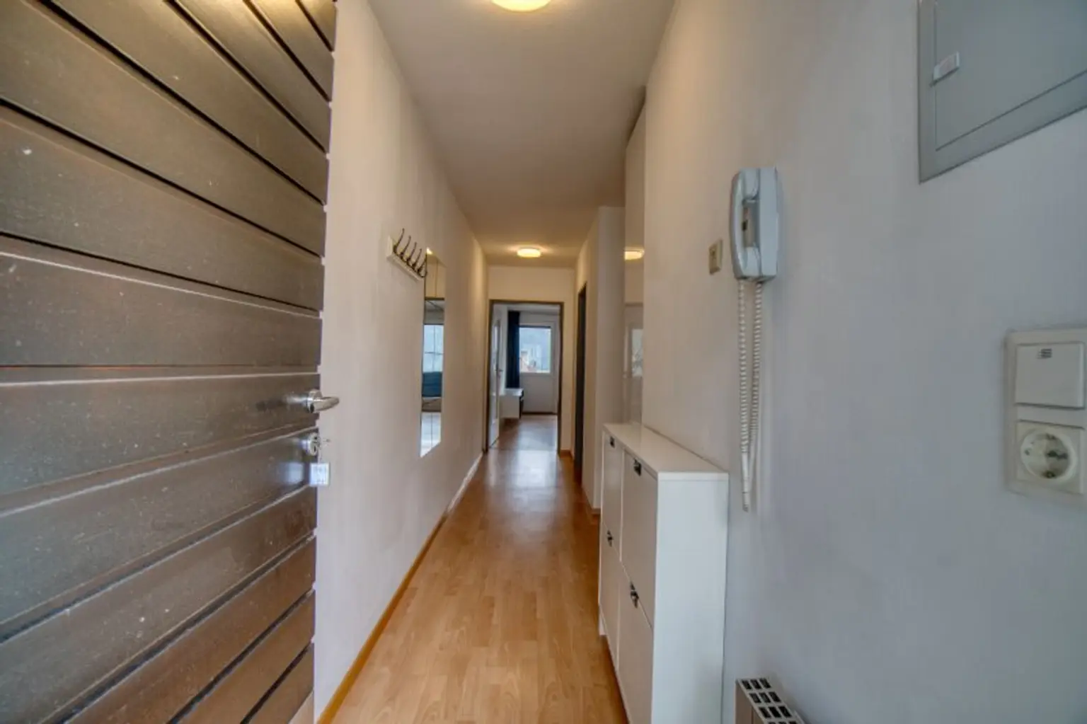 Attraktive 2-Zimmer-Wohnung mit Südbalkon und Tiefgarage