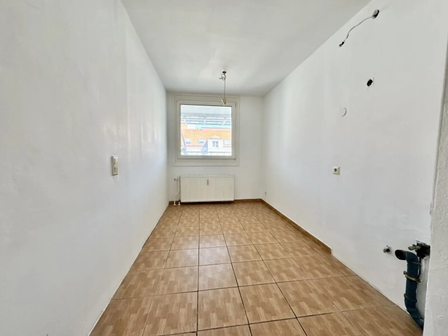 DACHGESCHOSSMAISONETTE MIT LOGGIA IN RUHELAGE