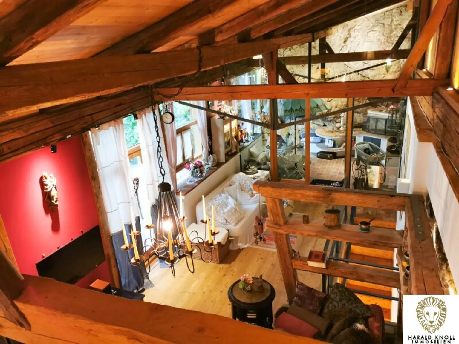 NEU! Reduzierter Preis! Historisches Haus mit zusätzlichen Geschäfts- Büroflächen  aus dem Jahre 1577 am Marktplatz