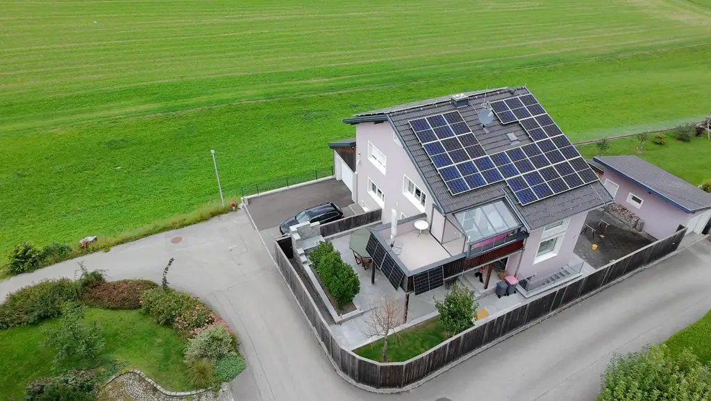 Energieeffizientes Ein-/Zweifamilienhaus in bester Lage