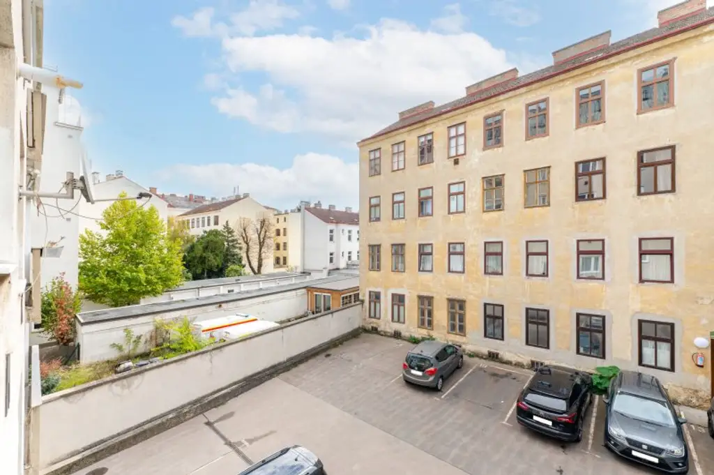 Nahe Schönbrunn! Hofseitige 2-Zimmer-Wohnung im 15. Bezirk zu vermieten!