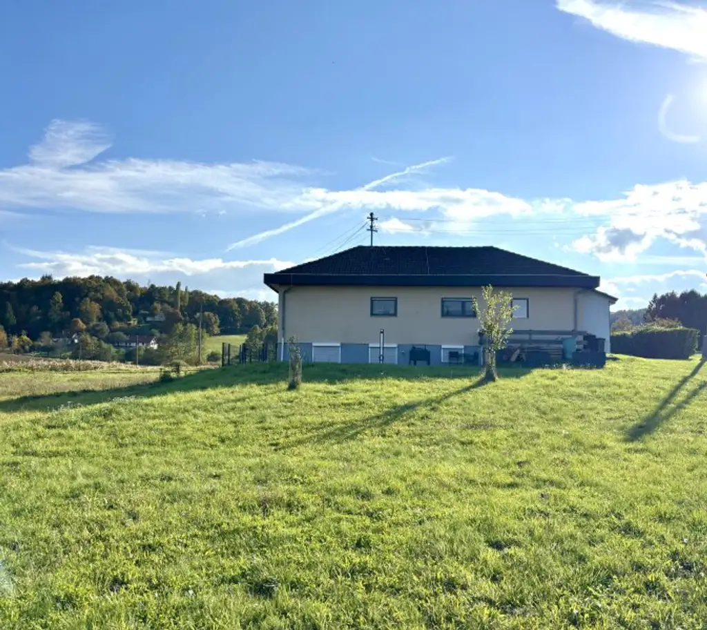 ** FAMILYS BEST **   Reinersdorf !! Bungalow mit ca. 122 m2 Wfl. in ruhiger, idyllischer Ortsrandlage mit ca. 1.200 m2 Eigengrund !!
