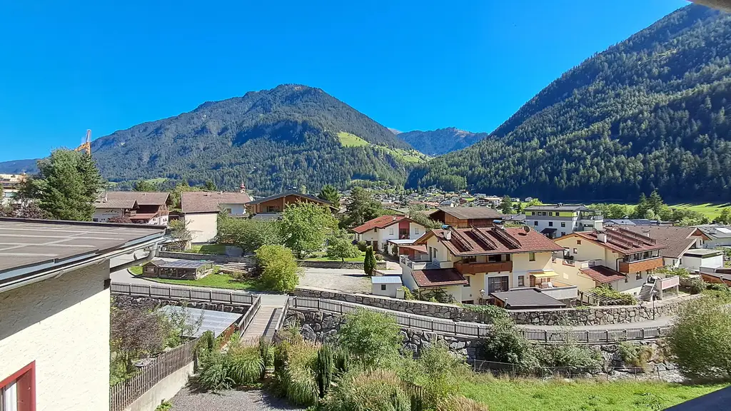 Exklusives Immobilienangebot: Historisches Juwel „Gasthaus“ im Herzen von Pfunds - Tradition trifft modernes Wohnen