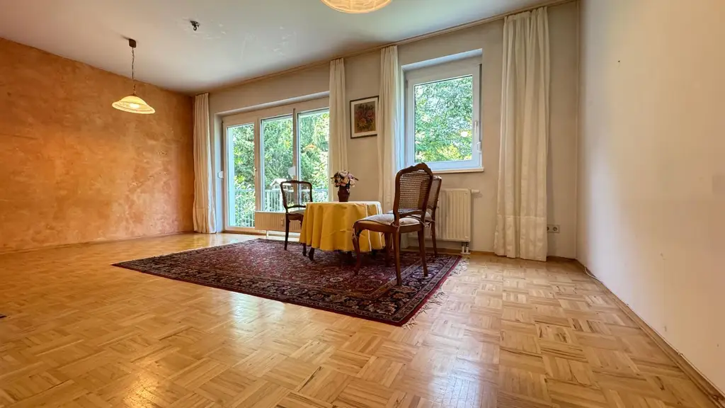 Eigentumswohnung in Ruhelage mit Balkon & Blick ins Grüne I Nähe Uni & Hilmteich