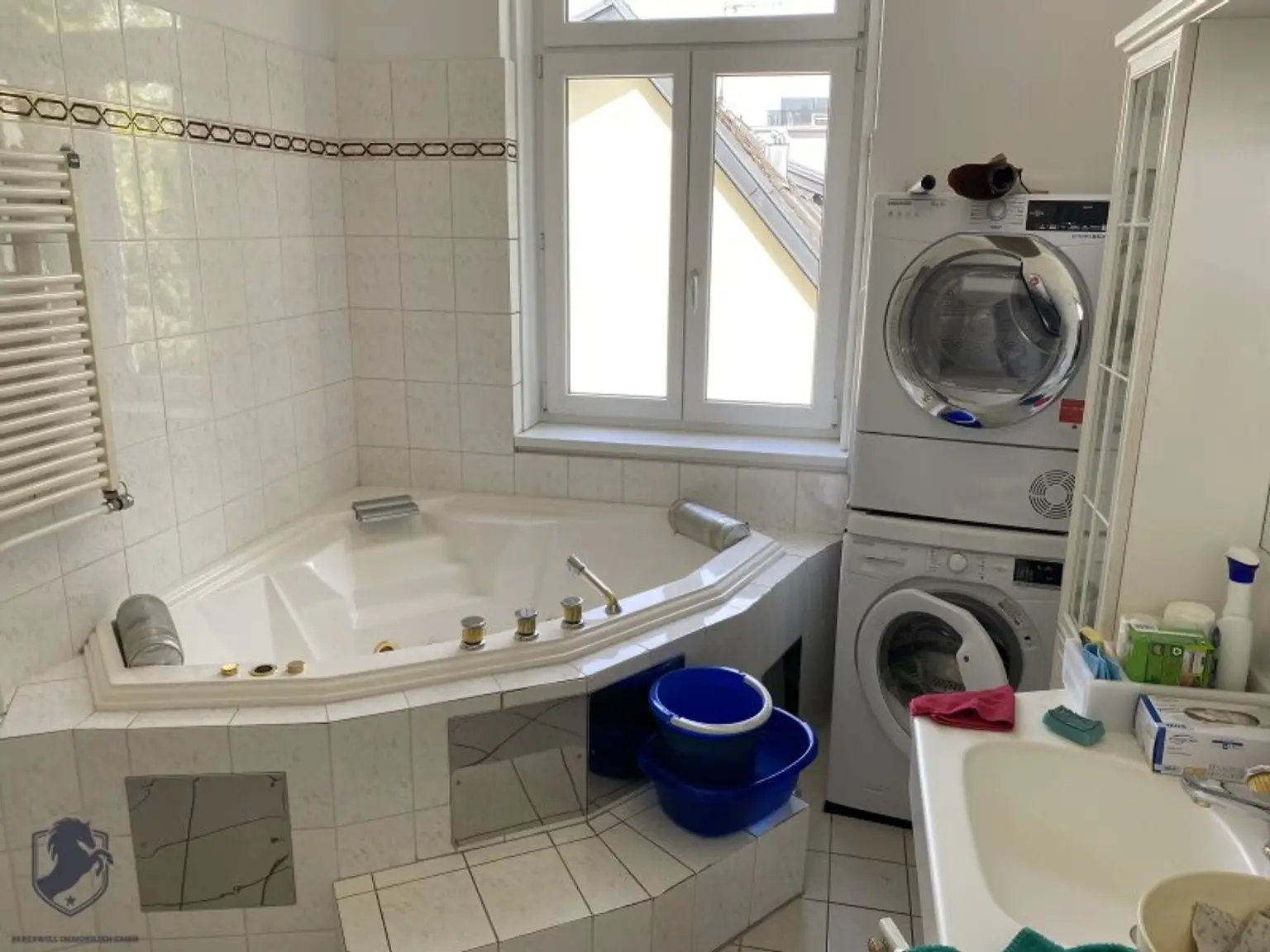 Zum Verkauf gelangt eine außergewöhnliche Villa in absoluter Bestlage von Hietzing