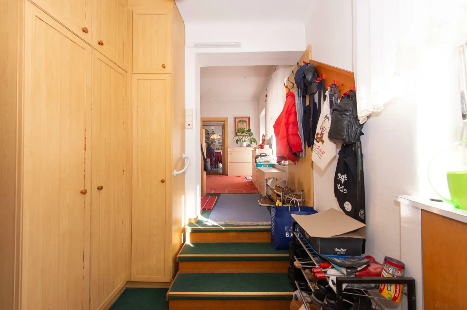 Großzügiges Einfamilienhaus mit viel Platz, hohem Potenzial und hoher Bebauungsdichte – Ideal für Familien oder Investoren