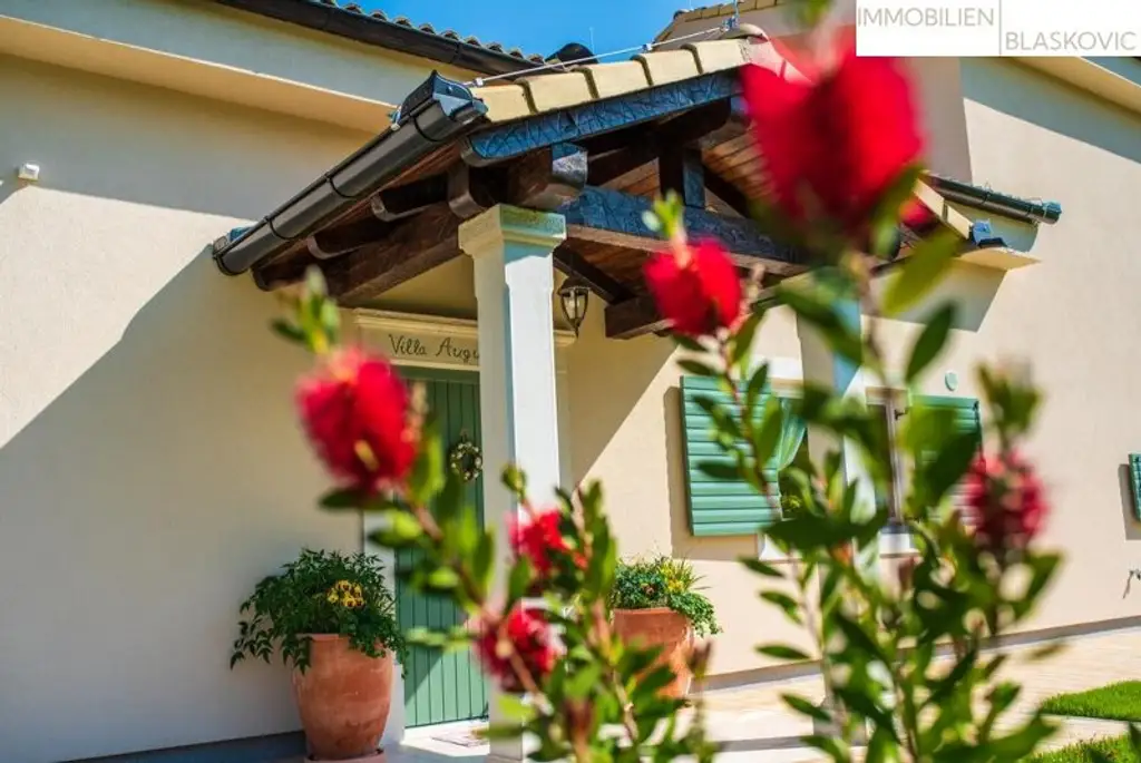 Charmante Villa im Grünen mit fabelhafter Aussicht in die Natur