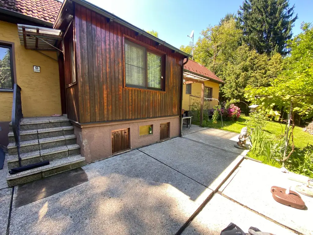 **OPEN HOUSE 5.9.2025** -  Einfamilienhaus mit Ausbau-Potenzial, >1.700 m² Grundstück