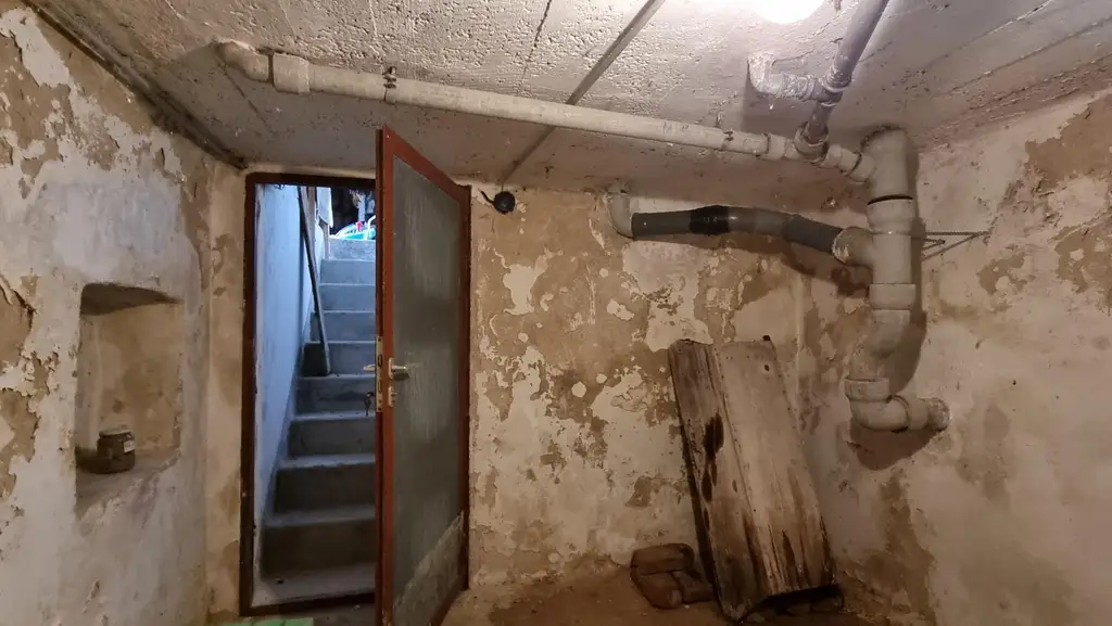 Einfamilienhaus mit großem Grundstück in idyllischer Ruhelage