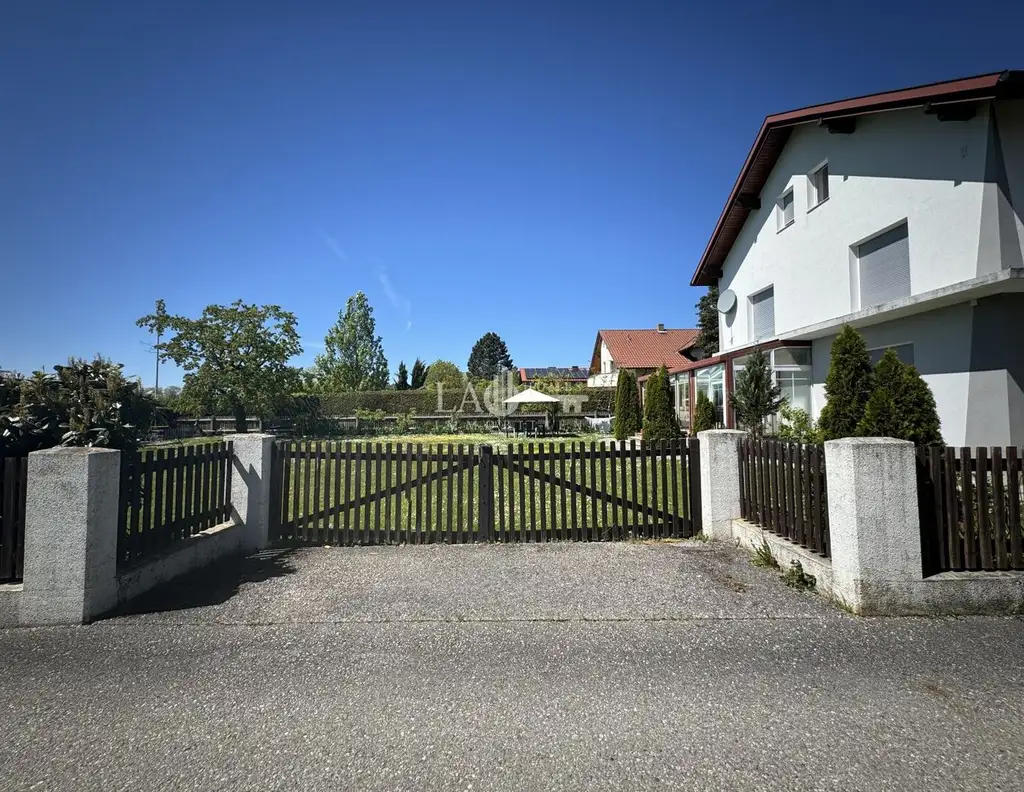 Platz für drei Familien in idyllischer Lage Kirchberg-Thening!
