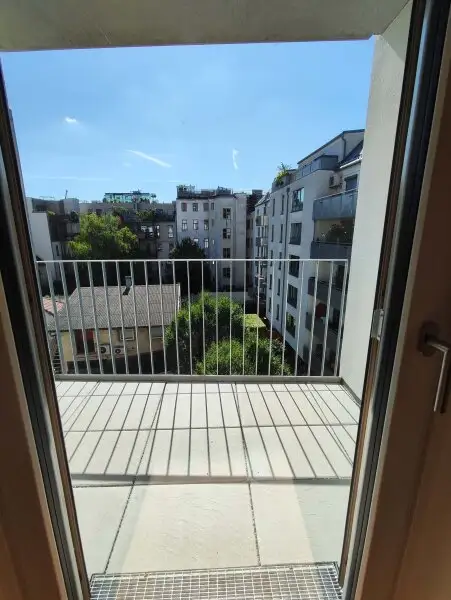 NEUBAU ERSTBEZUG! 2-Zimmer-Apartment mit Balkon im 4. OG in 1210 Wien! Top 2/39