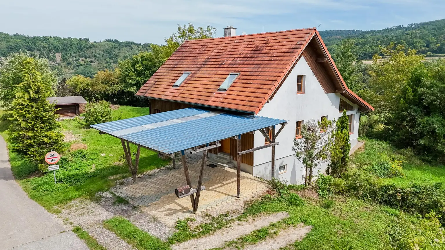 Blockhaus mit unverbaubarem Ausblick ins Kamptal