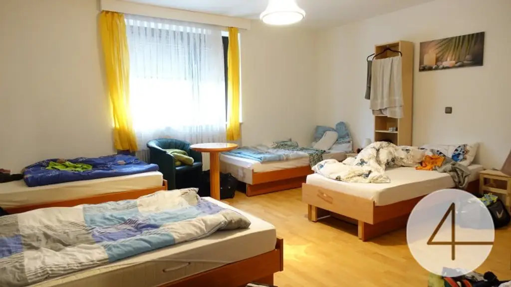 Selbstständig und doch im eigenen sicheren Hafen, WOHNEN-BÜRO Wohnen 170 m2 + Lager + Mieteinnahmen