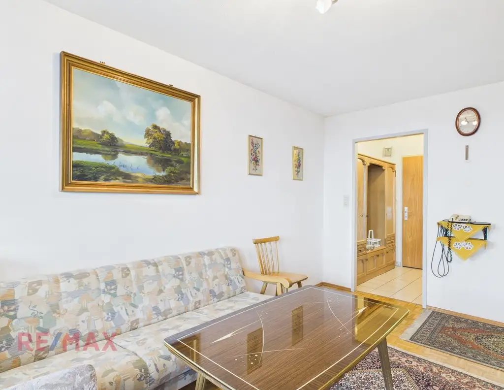 Investoren aufgepasst: 2-Zimmer Dachgeschosswohnung mit Seeblick in Lochau!