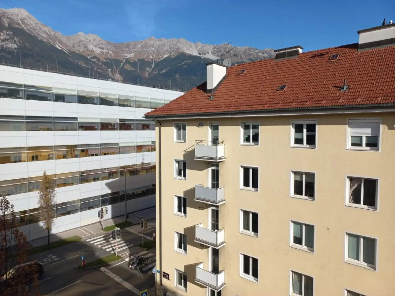 Innsbruck-Wilten: Sehr geräumige 4-Zimmer-Wohnung mit Westbalkon zu kaufen | unmittelbare Uninähe