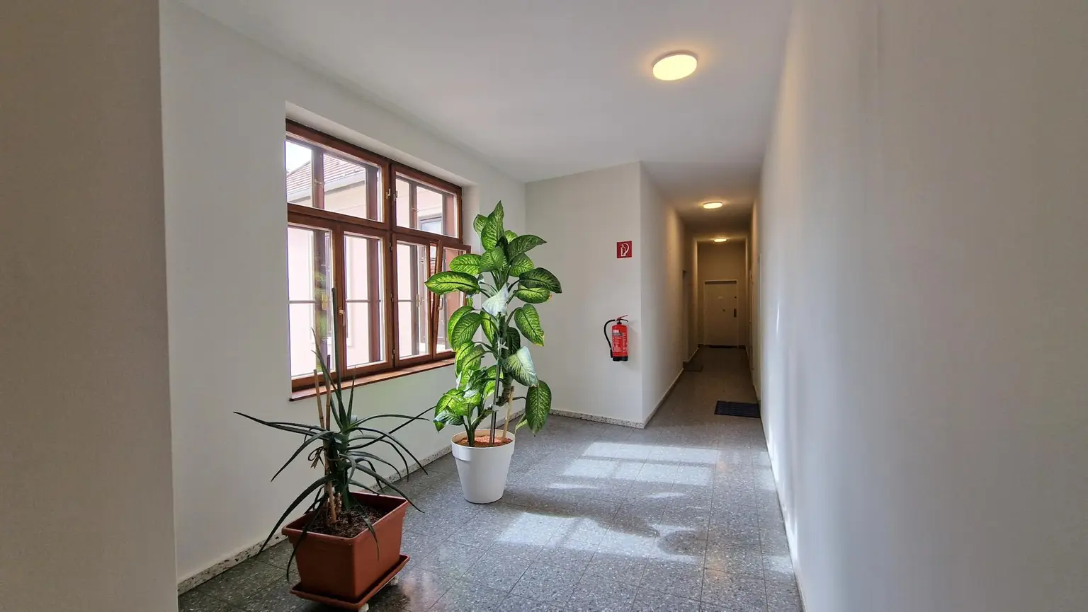 Stilvolle 2-Zimmer-Altbauwohnung im Zentrum – Erstbezug nach Generalsanierung!