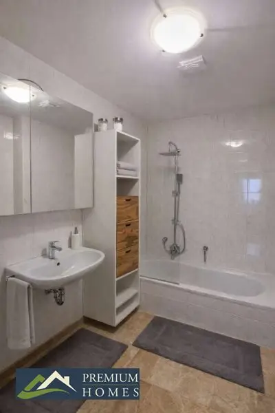 BREITENBACH am Inn - Mietwohnung - Bad