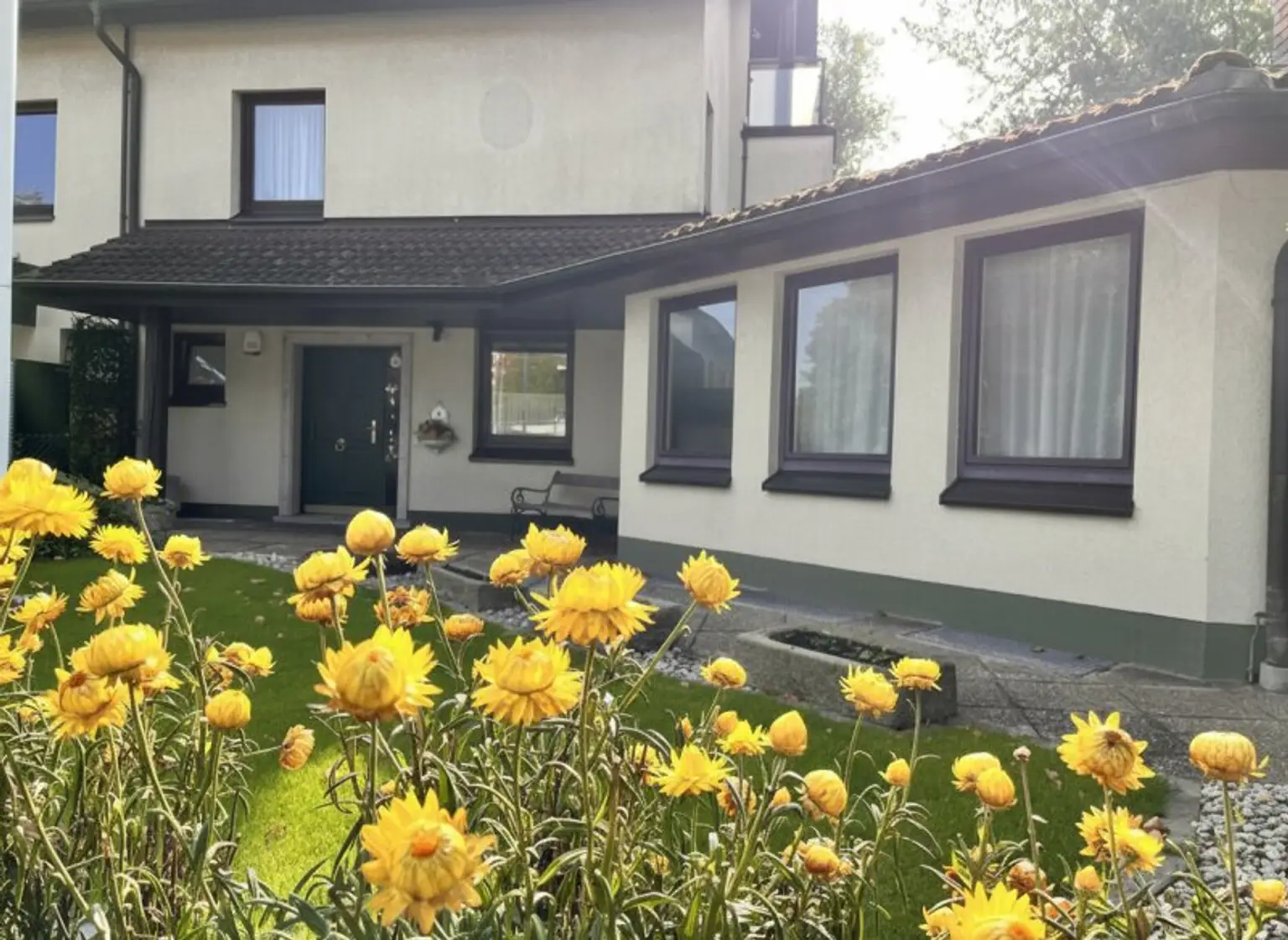 Charmantes Eckreihenhaus am Froschberg – mit Traumgarten, Doppelgarage & Salettl (im Alleineigentum!)