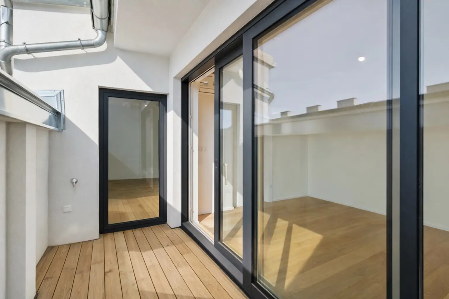 O | ++ EXKLUSIVES CITY-LOFT ++ DG-Wohnung mit Loggia und Balkon | Prima Service Immobilien