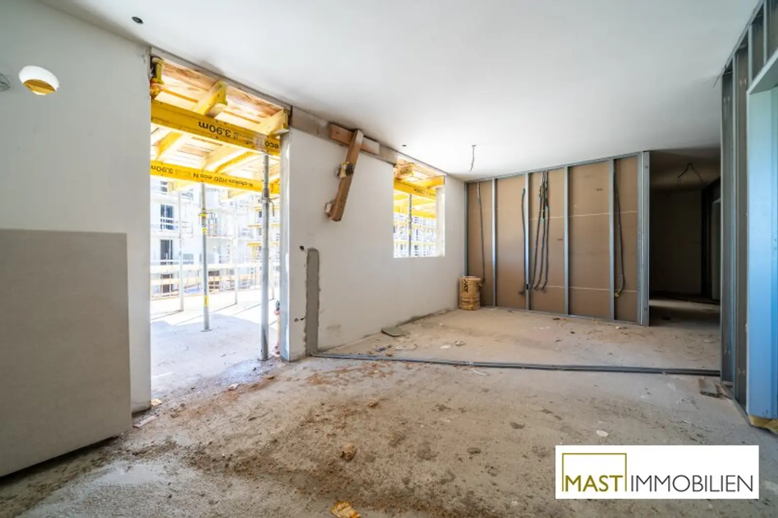 *Seltenheit* 3-Zimmer Wohnung mit insgesamt 65 qm Terrasse und Garten!