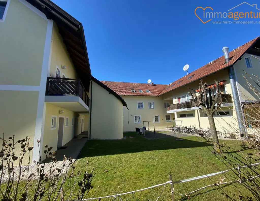 SATTLEDT ++TOP++ Zinshaus/ Renditeobjekt mit hohem Entwicklungspotential; 4,1% bis 4,8% MIT VIEL LUFT NACH OBEN!