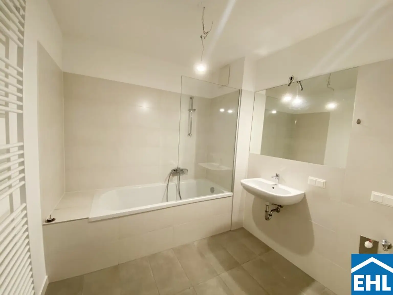 Musterfoto Badezimmer