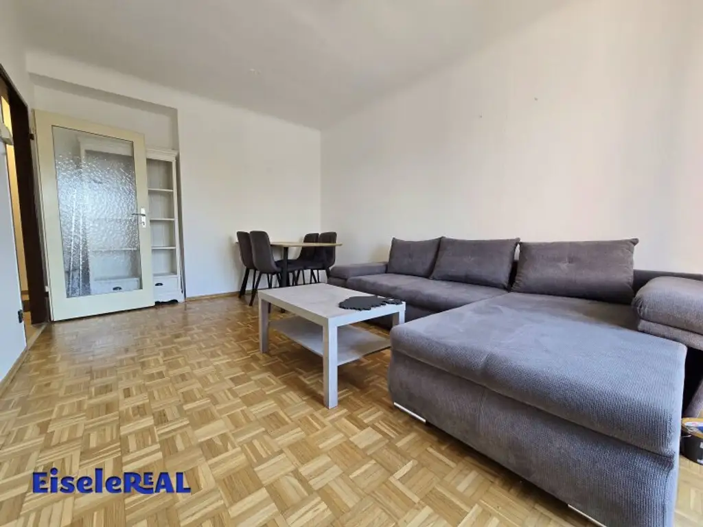 tolle 2 Zimmer - 2 Loggien - extra Küche