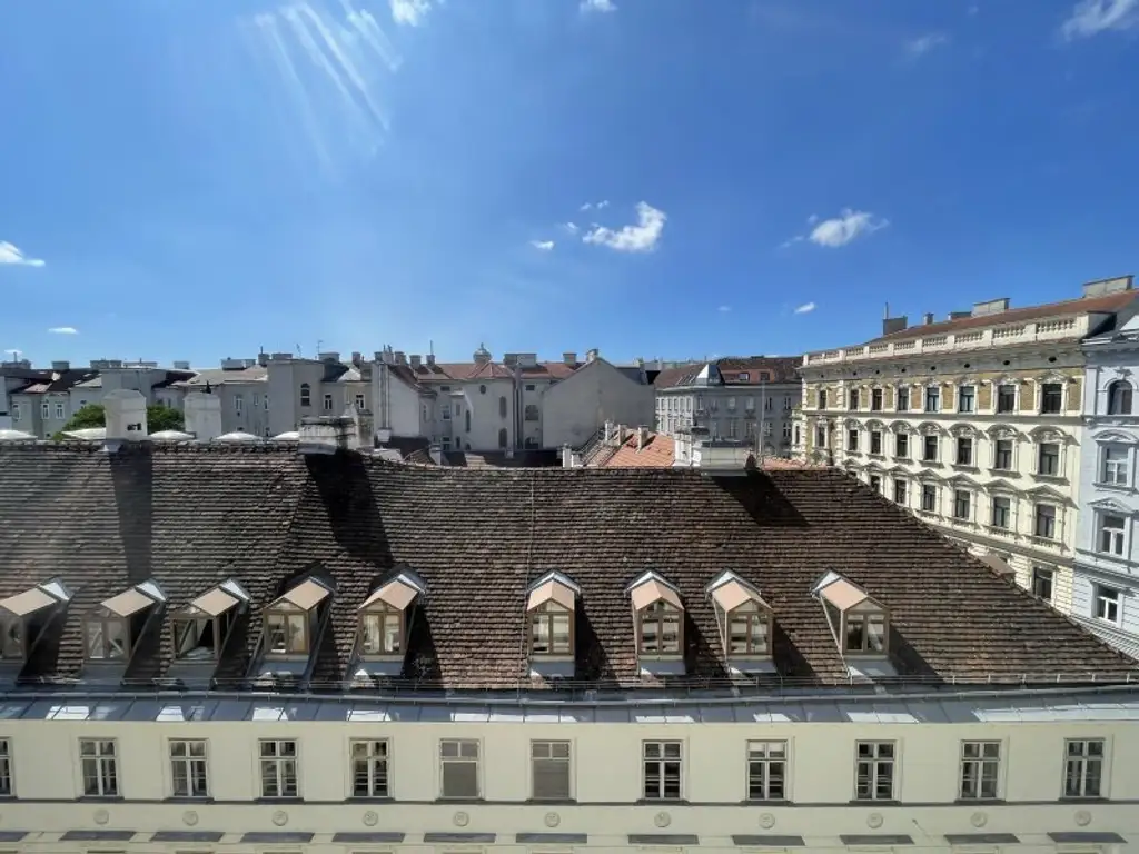SCHÖNER Altbau + unweit Mariahilfer Straße + Höhe Hirschengasse!