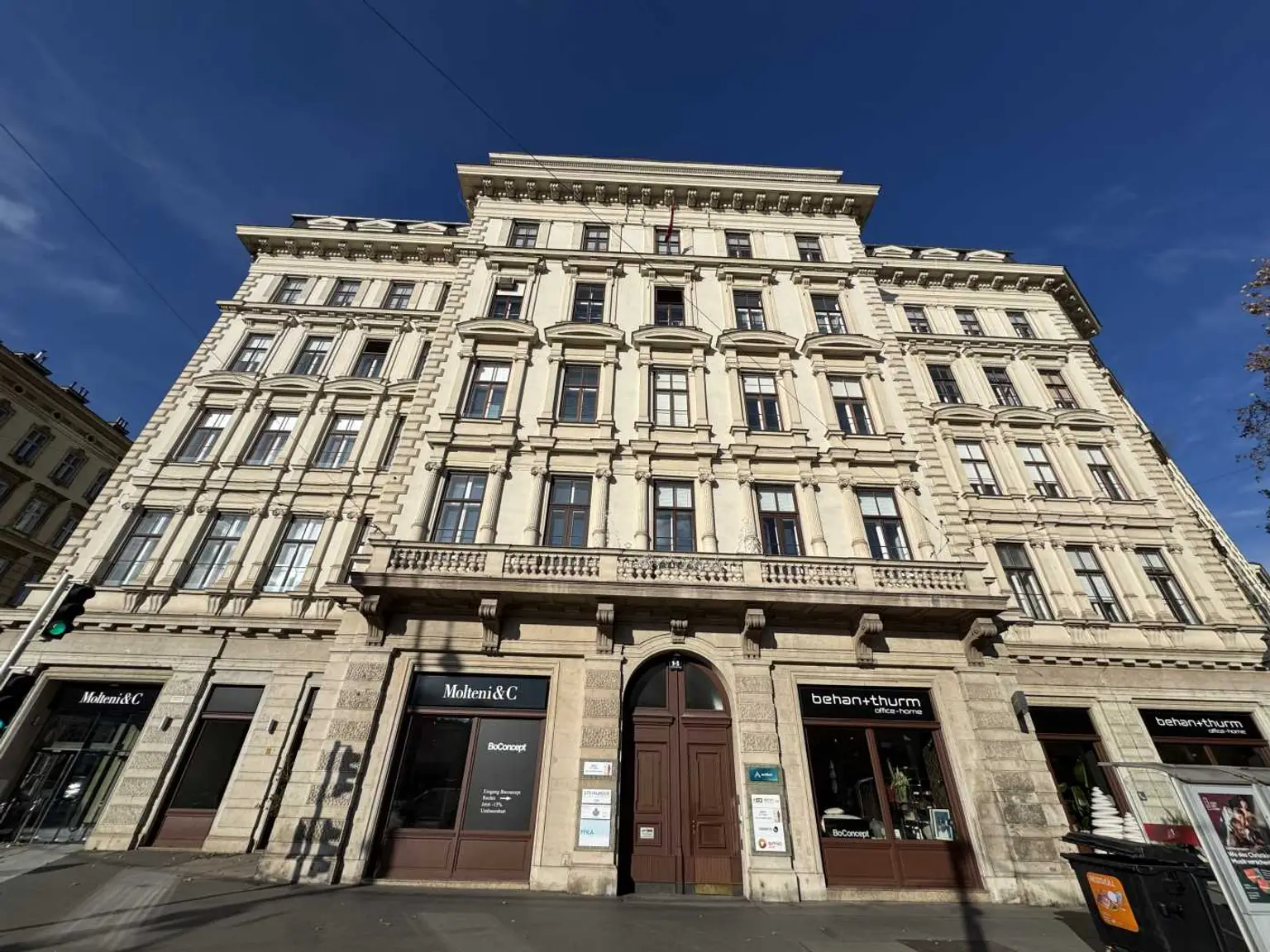 Ganzes Geschoss am Schubertring zu mieten!