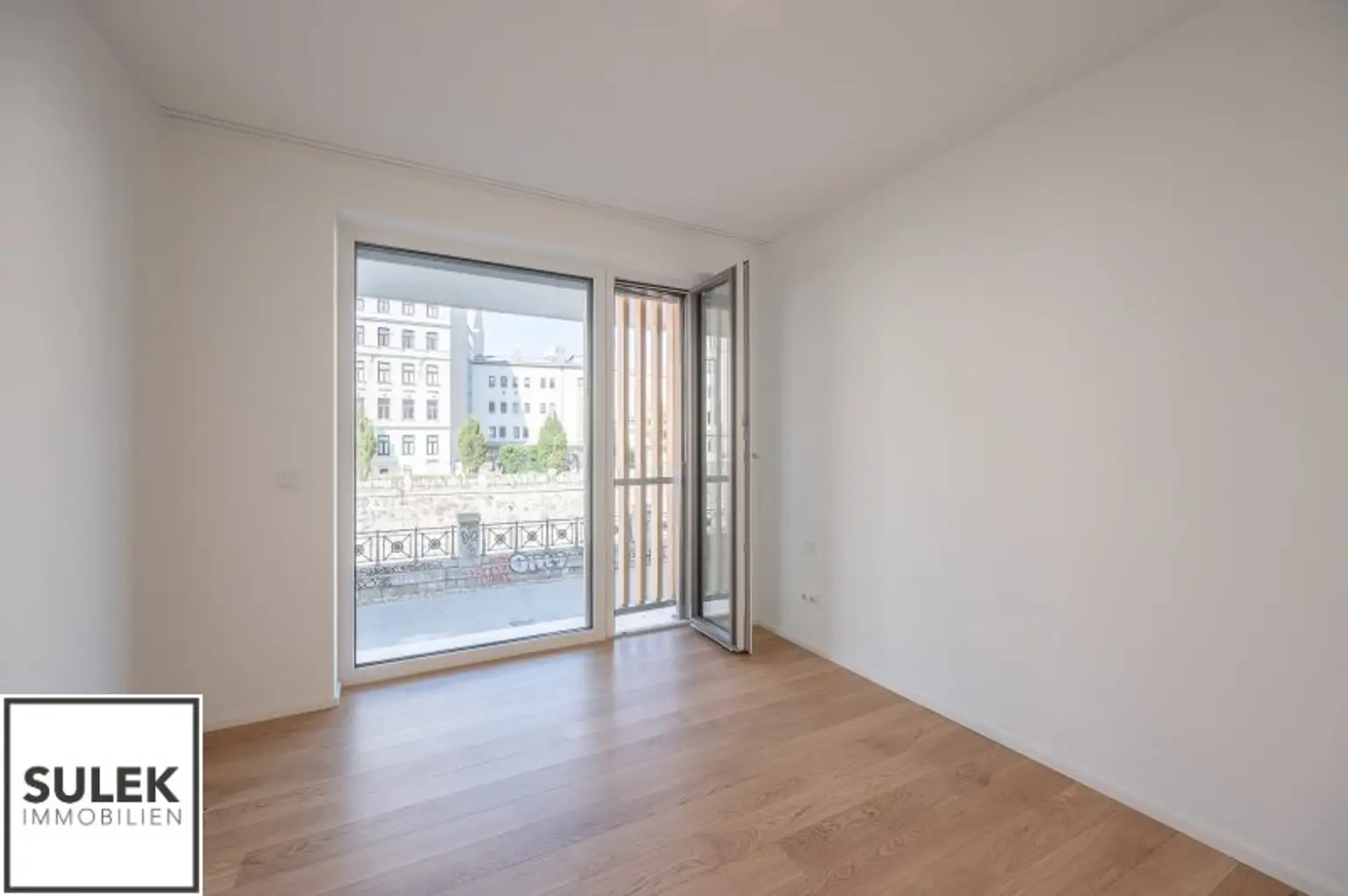 2 Zimmer Zweitbezugswohnung mit sonniger Loggia in wunderschönem Neubauprojekt "Schön102" nahe U4 - ab 01.11.25!