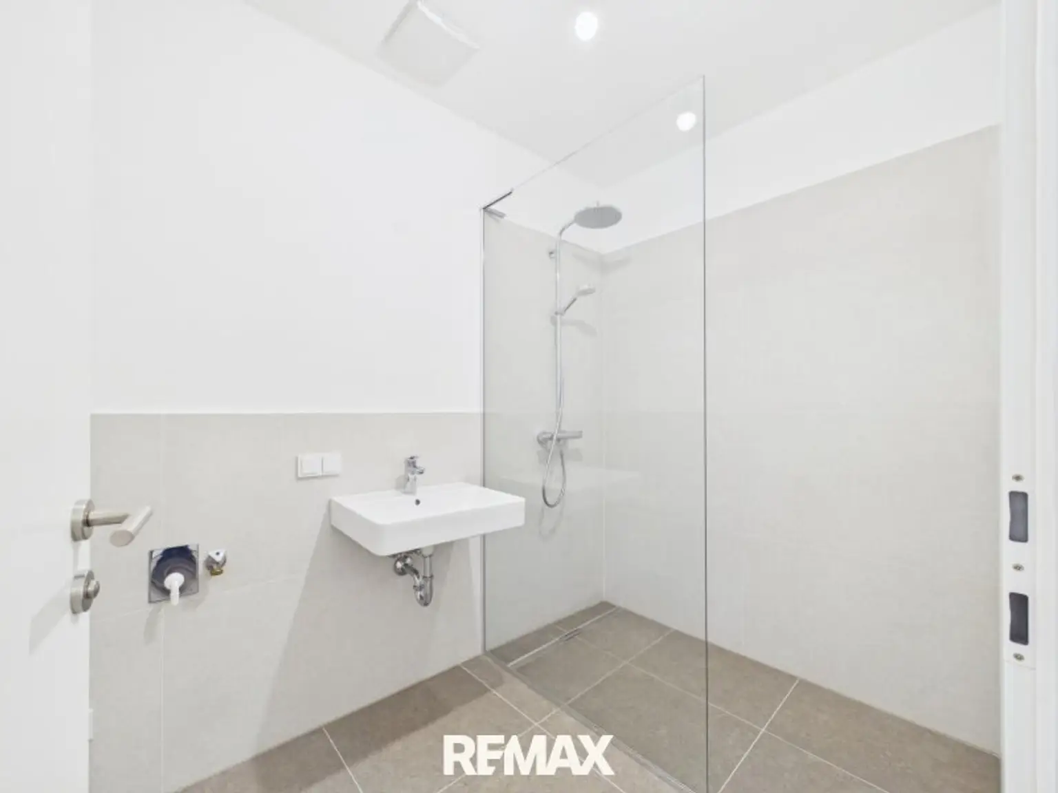 Apartment Neusiedl am See-Bad