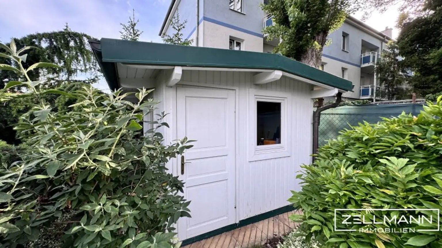 Einfamilienhaus mit Terrasse, Gartenidylle & herrlichem Dachblick | ZELLMANN IMMOBILIEN