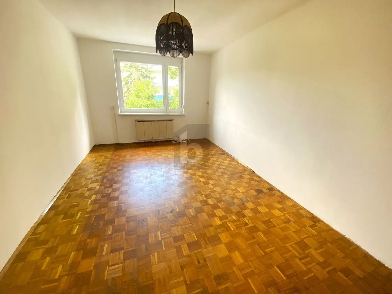 Preisreduktion! GERÄUMIG MIT GROßEM POTENZIAL