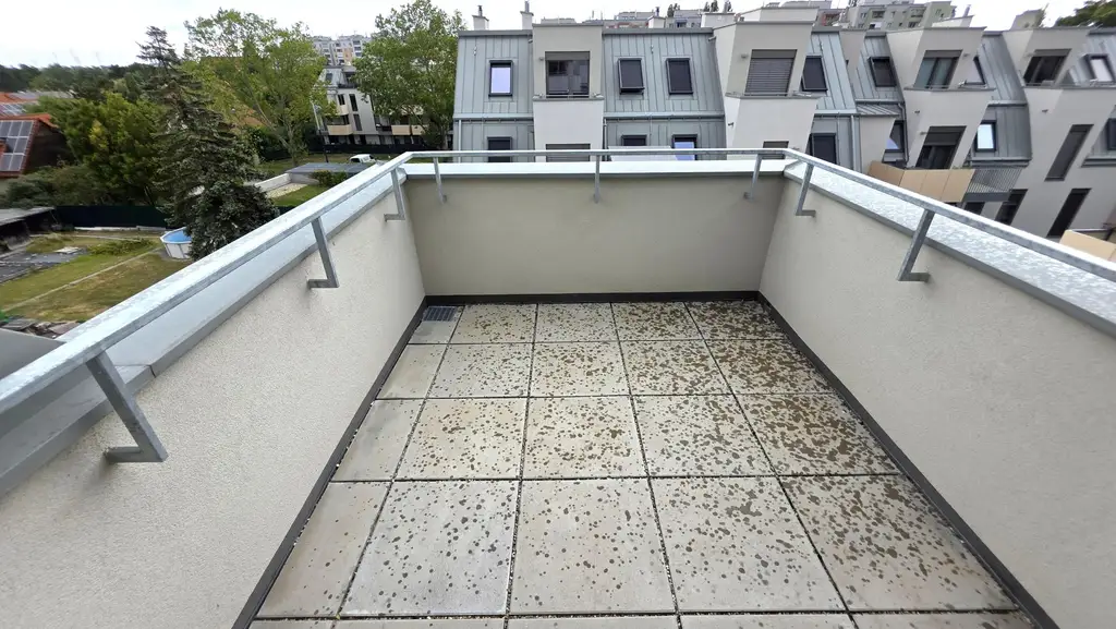Coole DG-Wohnung mit 2 Terrassen und Fußbodenkühlung!!