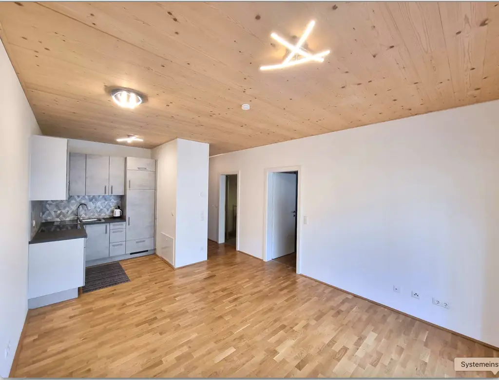 Stylisch wohnen in der Nähe von Don Bosco – 2 Zimmer & XL-Balkon