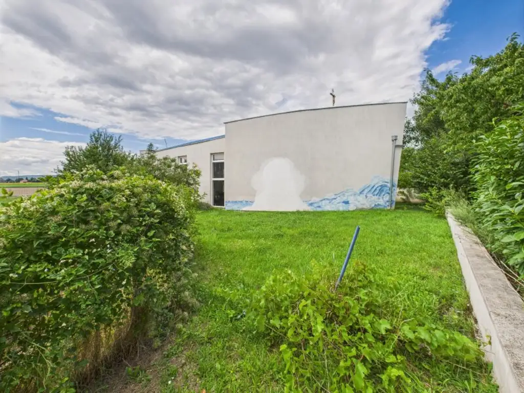 Versammlunghalle / Kirche und Verwaltungsgebäude- ab 4.523€ Kreditrate/ Monat