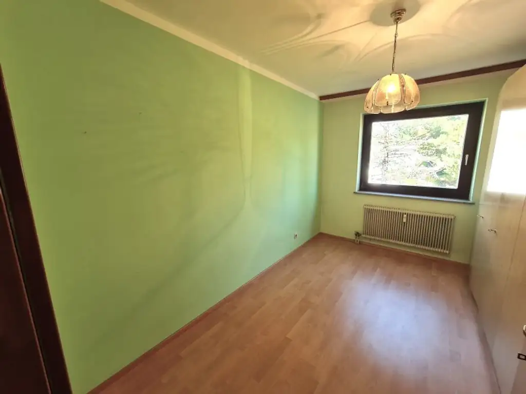 Tolle 4-Zimmer-Wohnung in Toplage von Feldkirchen – mit Loggia und eigener Garage