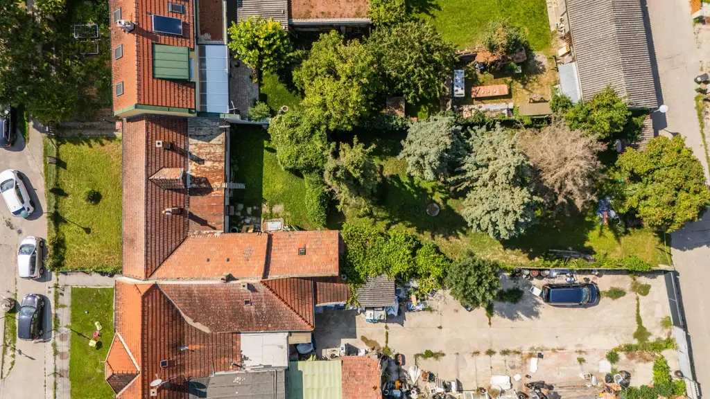 "Ihr Projekt mit Potenzial - Sanierungbedürftiges Haus in ruhiger Dorflage!"