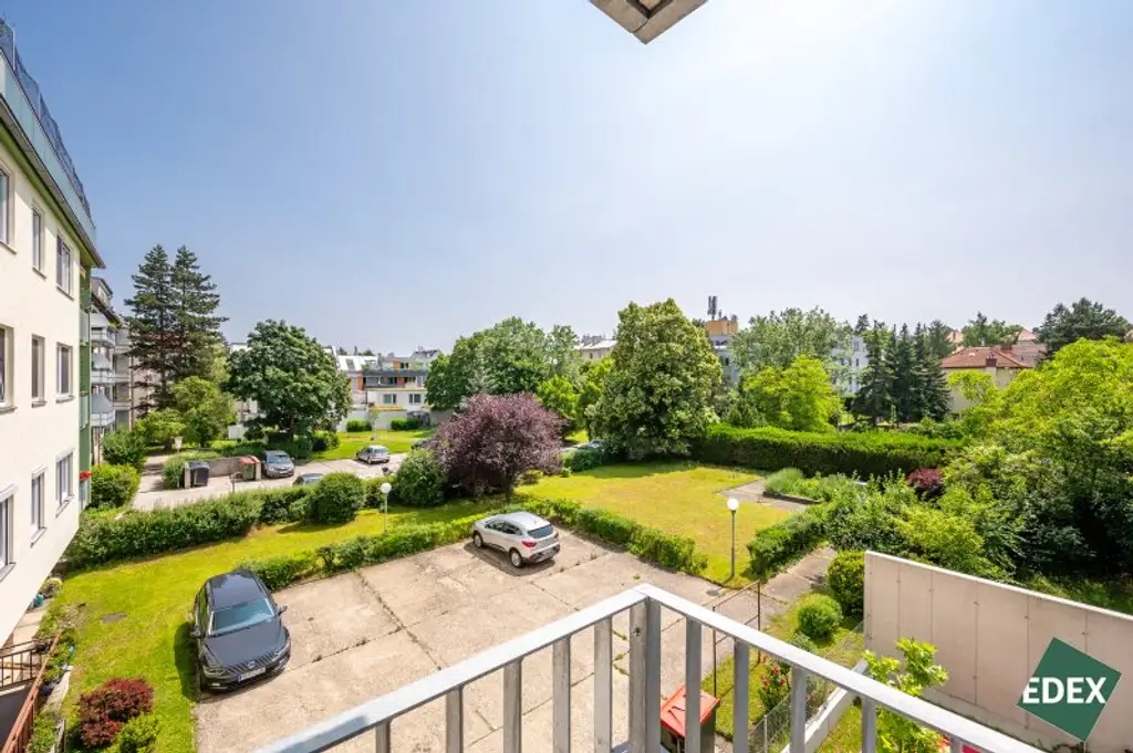 ERSTBEZUG | Sonnige 3-Zimmer-Wohnung mit Balkon