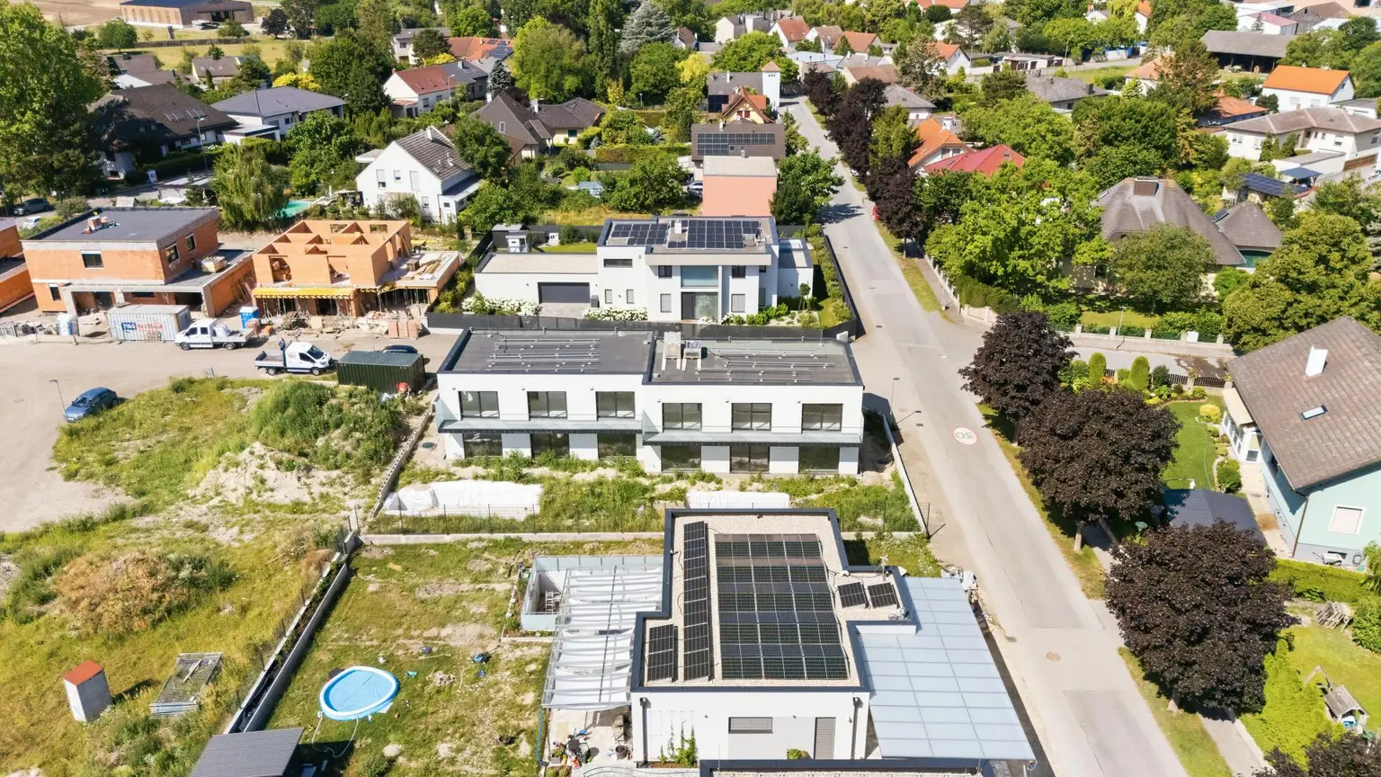 18 KI bearbeitet DHH 2281 Raasdorf