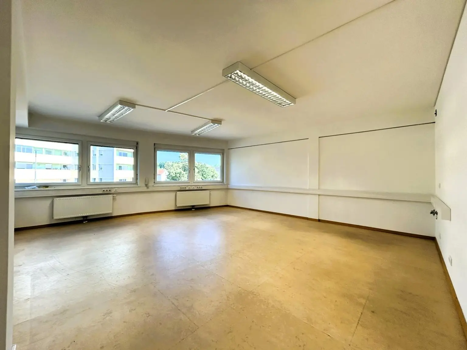124m² Ordination/Kanzlei/Büro - 4 Räume, barrierefrei
