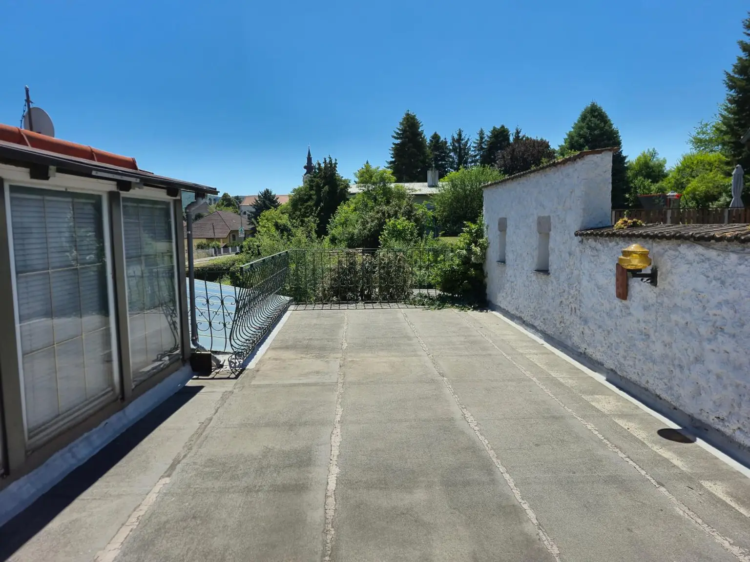 Dachterrasse über Garage
